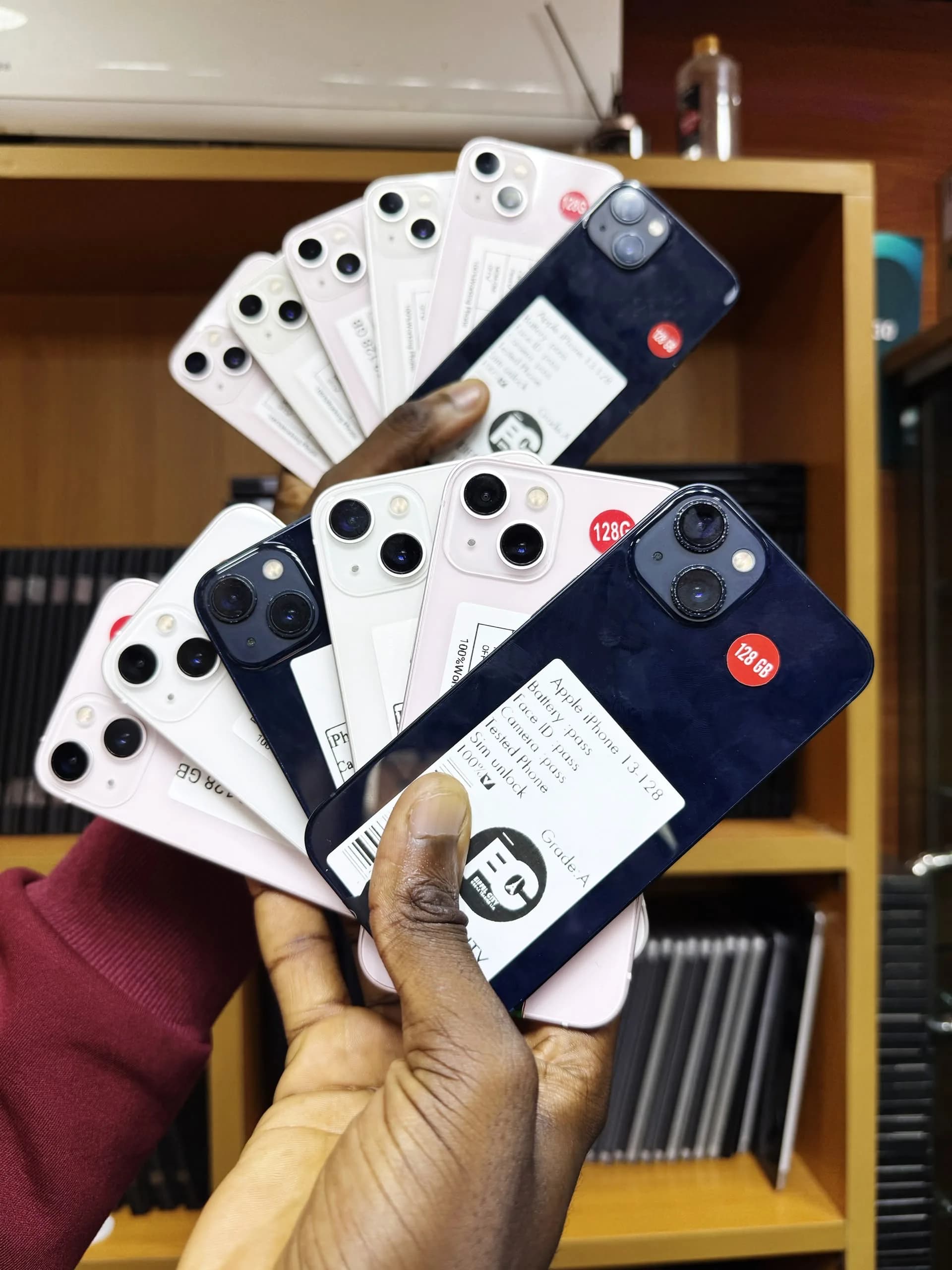 Apple iPhone 13 - 128GB (Premium Grade A )