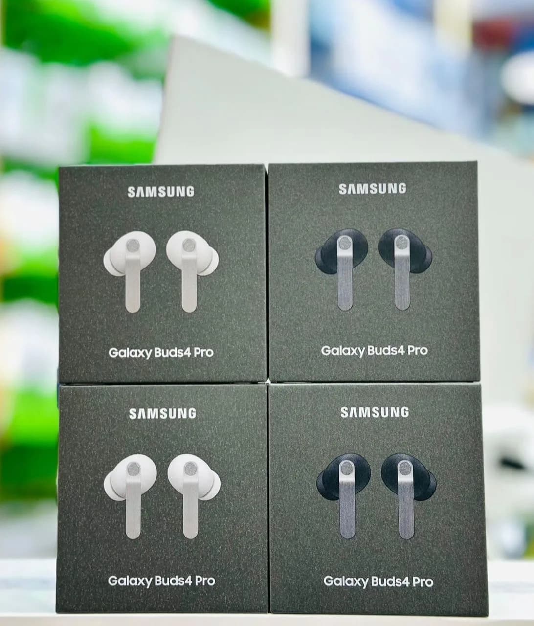 Samsung Galaxy Buds4 Pro – Brand New